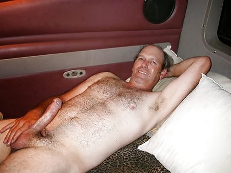 450px x 338px - Truckers Daddies and Older Men - 34 Pics | xHamster