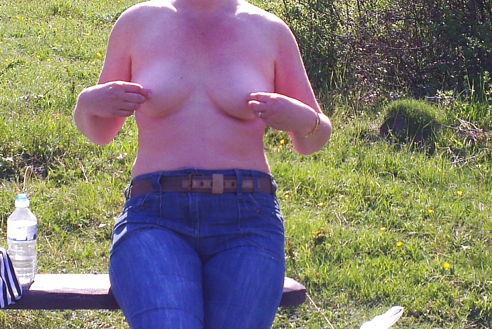 Wife Topless Outside porn pictures