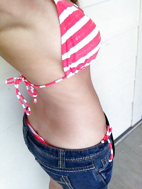 2012-05 Tanning Out Of Control porn pictures