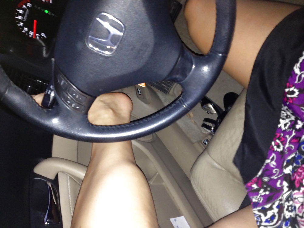 Sexy Feet Out For A Drive porn pictures