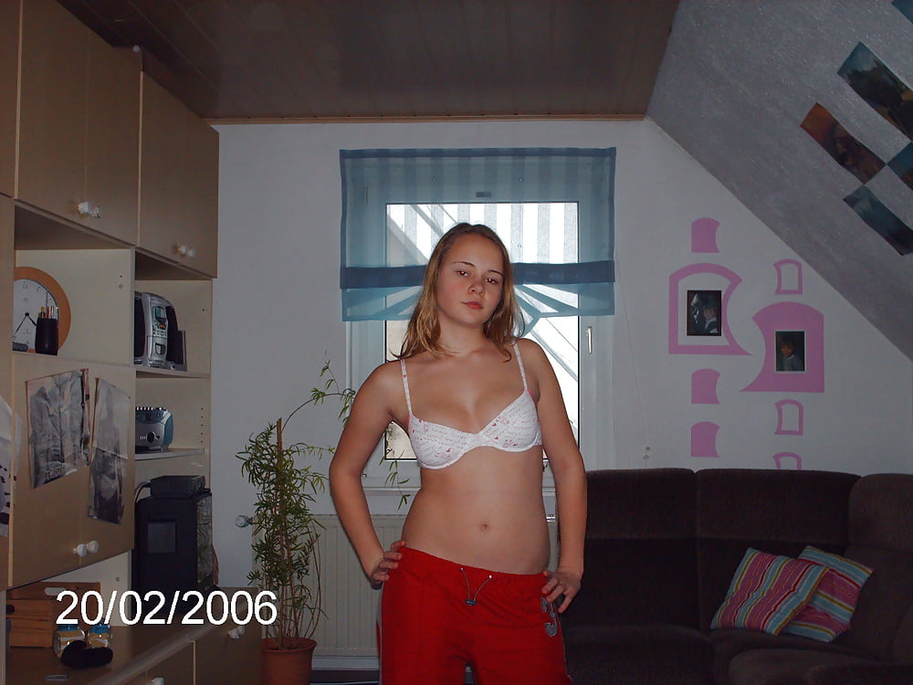 amateur blonde porn pictures