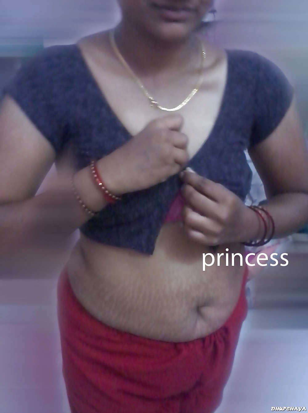 HOT TAMIL LADY VINAYAA 6 porn pictures