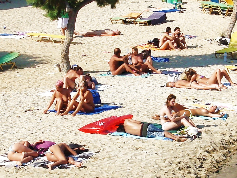 amateur breasts cunts nude bikini teens 2 porn pictures