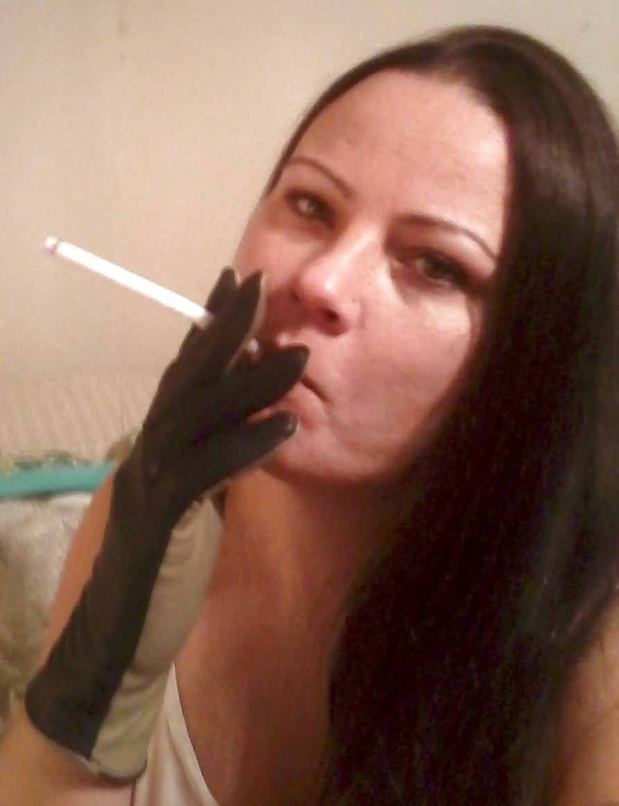 Smoking -  VS120 - Tits & Leather Gloves porn pictures