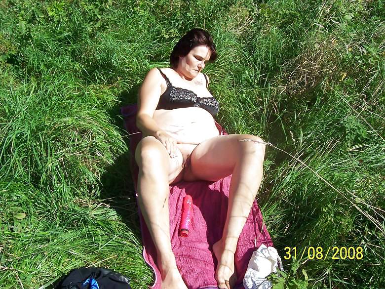 bbw outside porn pictures