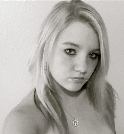 Wer hat mehr? who has more? porn pictures