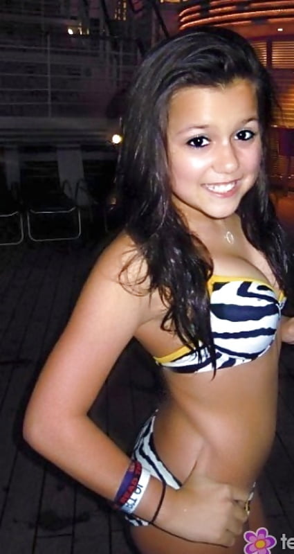 TEENS THAT WILL MAKE YOUR COCK BURST 51 porn pictures