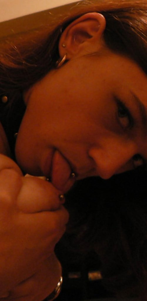 Brunette big tits porn pictures
