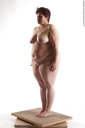 bbw standing nude