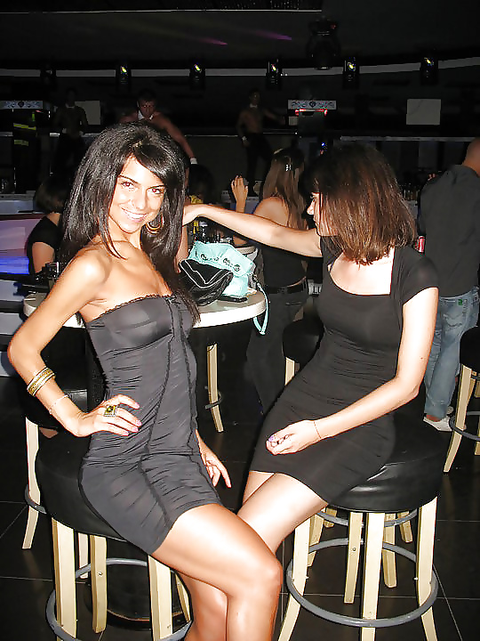 Hot sexy & horny babes :-) porn pictures