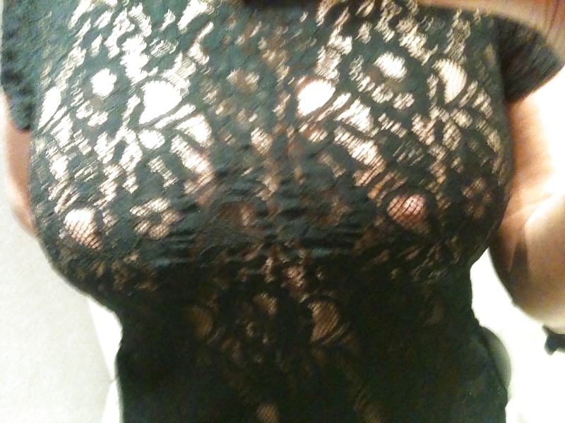 tight sexy top nipples pokin threw porn pictures