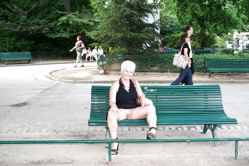 Matures public flashing 1 porn pictures