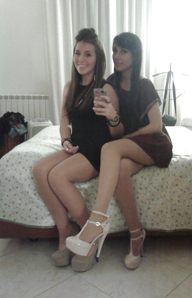 Nice girls 23 porn pictures