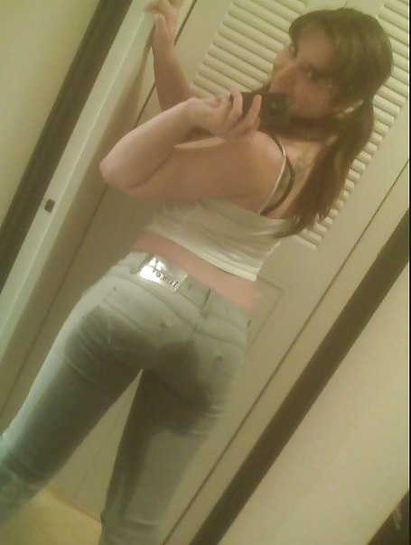 some babes just like to be wet porn pictures