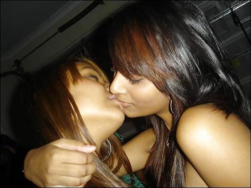 Indian sluts kissing porn pictures