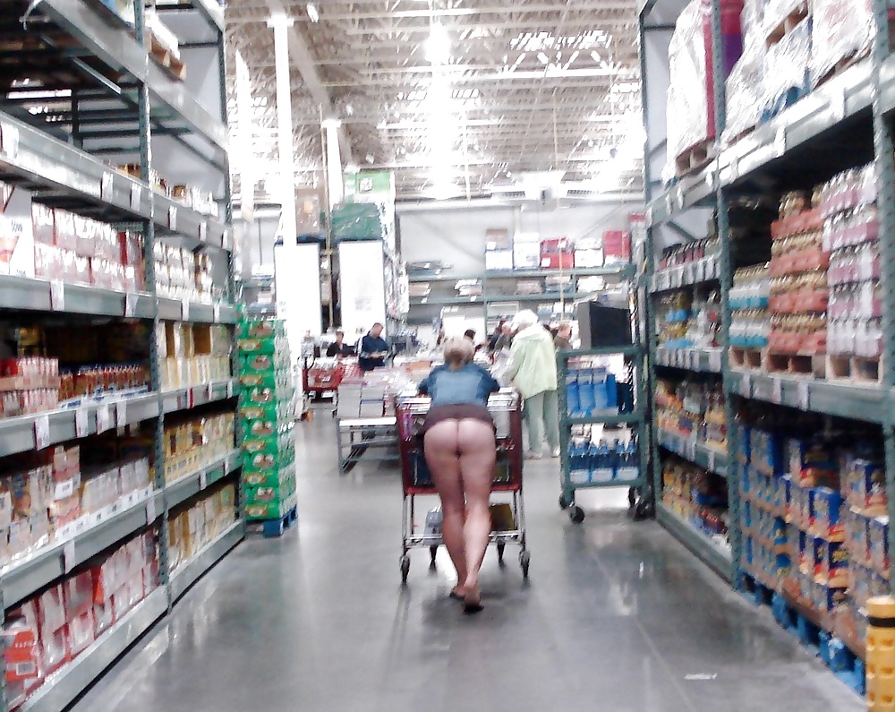 Hot milf shopping no panties porn pictures