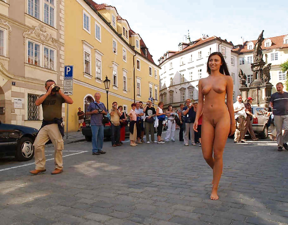 COLLECTION OF...NAKED AND PUBLIC FLASHING porn pictures