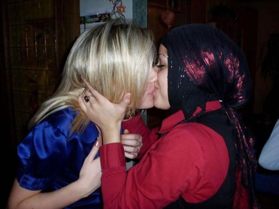 Arab...Hijab porn pictures