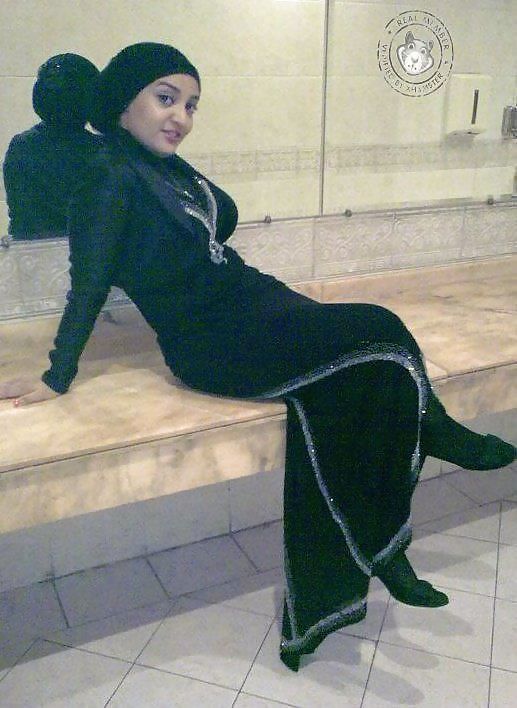 love sexy hijab porn pictures