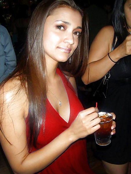 Little Whore sucking & posing porn pictures