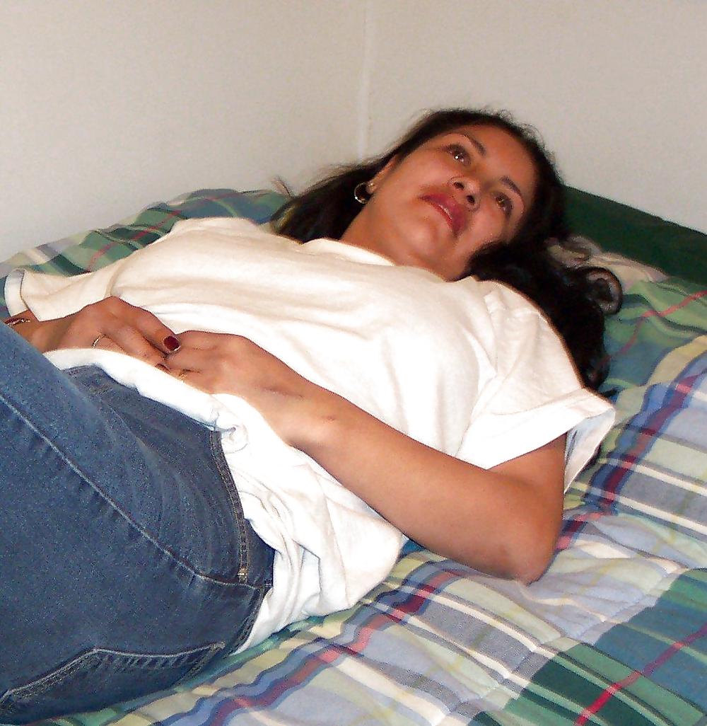 REAL HOOKER CYNTHIA porn pictures