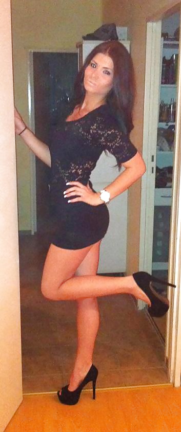 Facebook sluts voting best of  - pls vote and coment porn pictures