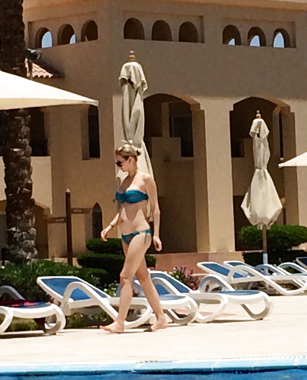 Summer Sluts porn pictures
