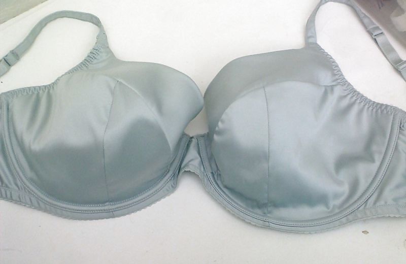 Used bras big Cups porn pictures