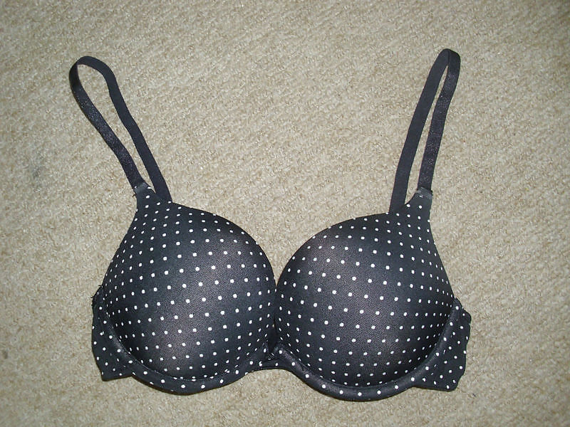 Teen bra only A cups porn pictures