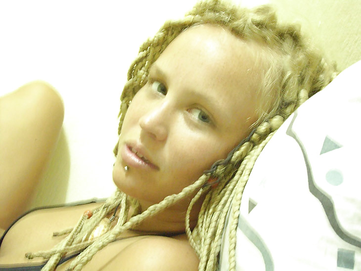 Dreadlocked Blonde TEEN Slut porn pictures