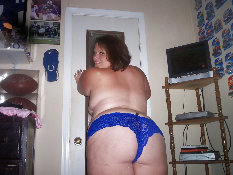 Fatty Teen Showing Off porn pictures