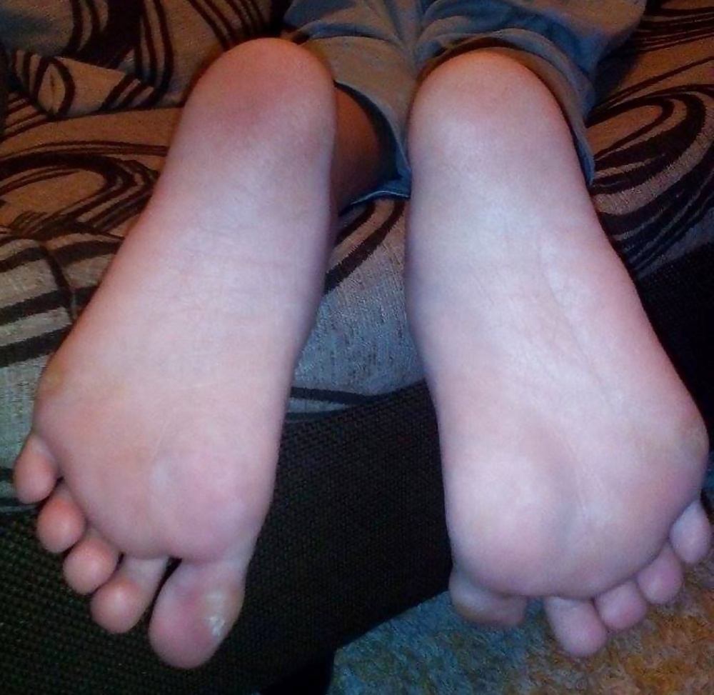 Female friend's feet porn pictures