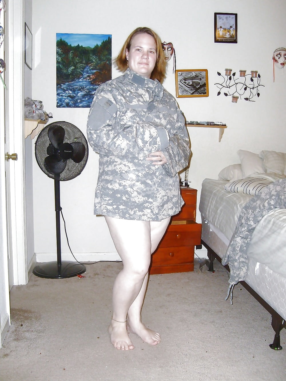 Fat Slut Army Wife Exposed porn pictures