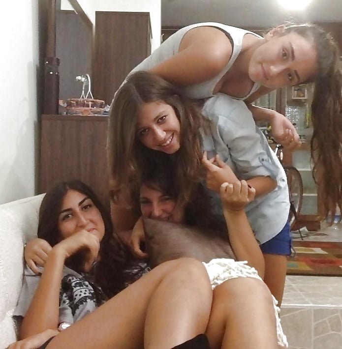 Turkish Girls 2 porn pictures