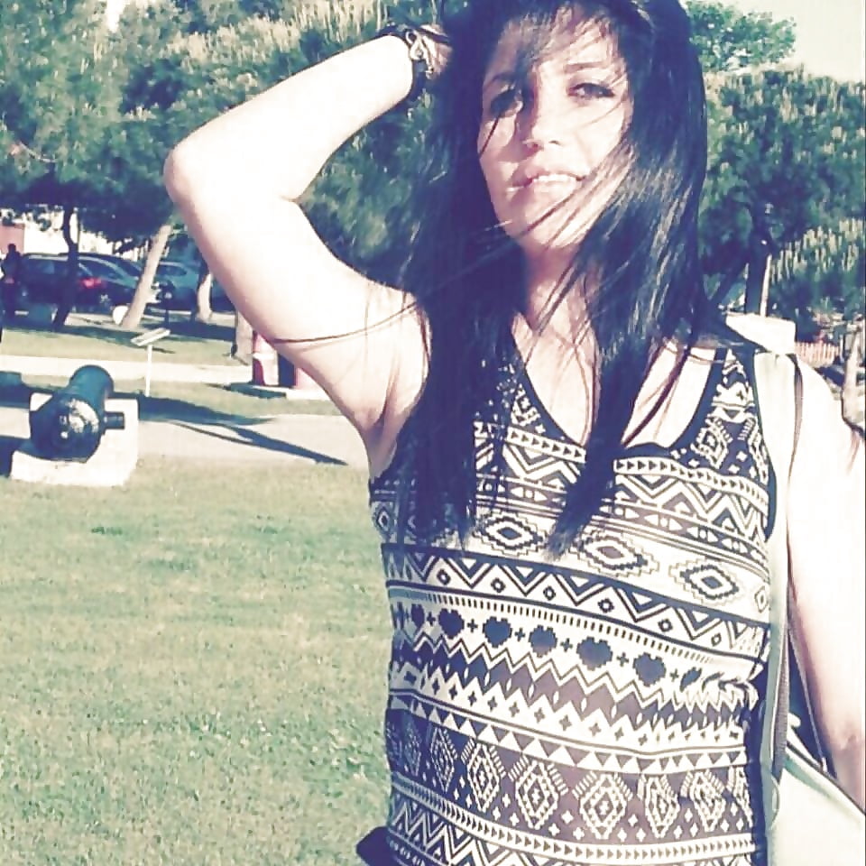 Turkish Universiteli Orospu Sude porn pictures