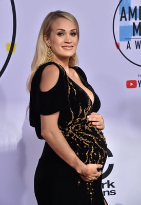 Carrie Underwood Pregnant - 101 Pics