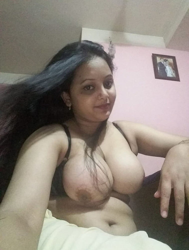 Bangladeshi Wife Nusrat Jahan Nude.