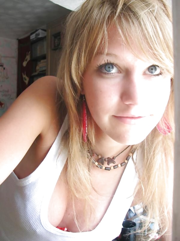 great cleavages beaux decolletes porn pictures