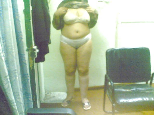NEW ARAB BITCH porn pictures