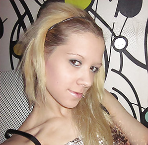 Gina Leya Geil Sexy Ficken Teen Girl Blondie porn pictures