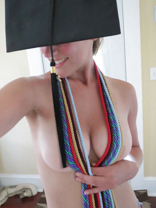 Selfie Amateur Babes - vol 152! porn pictures