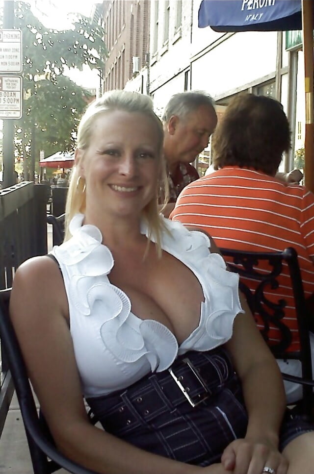 Huge Tits And Curvy Body On Sexy And Slutty Blond MILF- 52 Photos 