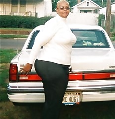 BIG BUTTS porn pictures