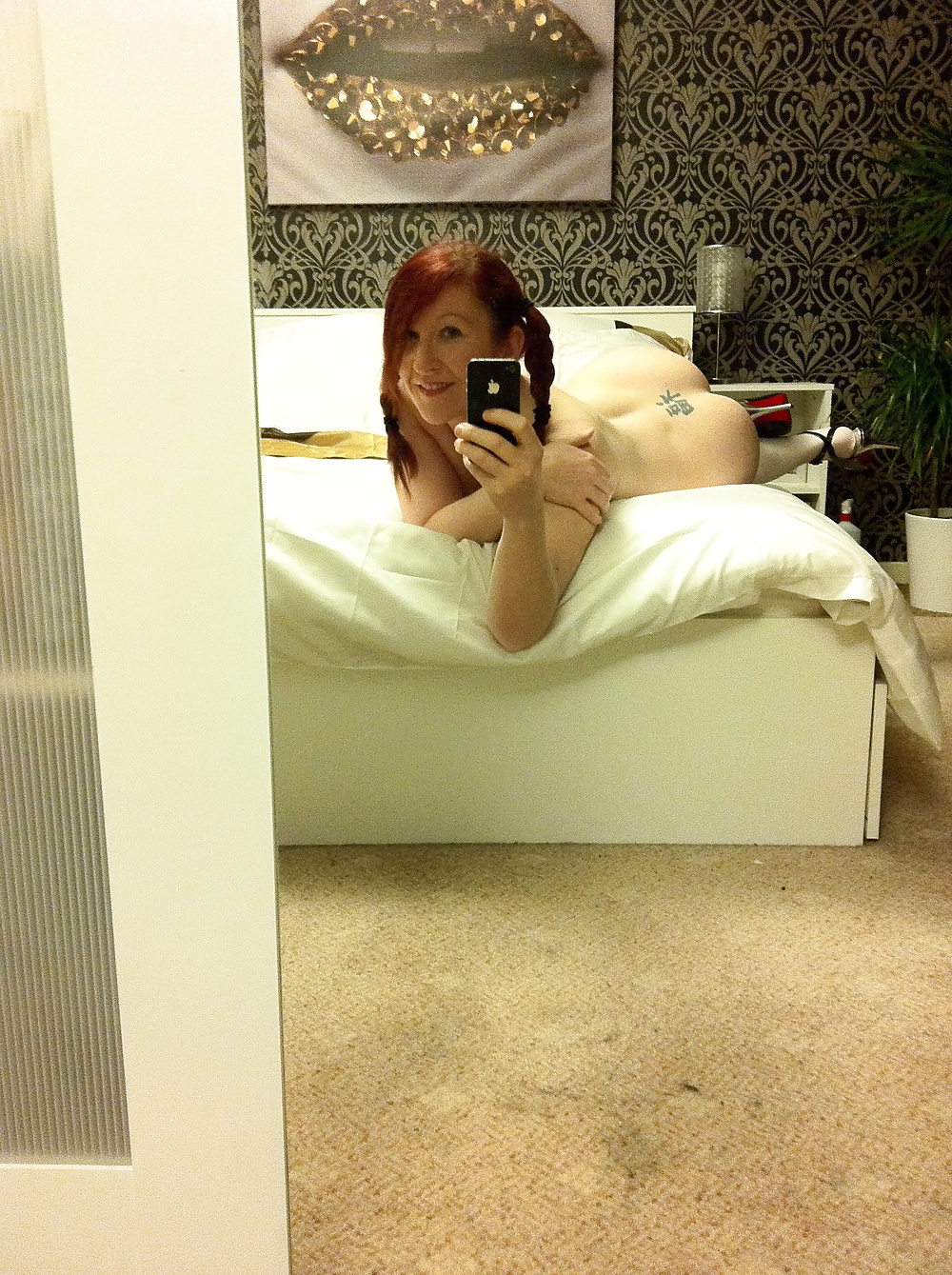 Older woman porn pictures