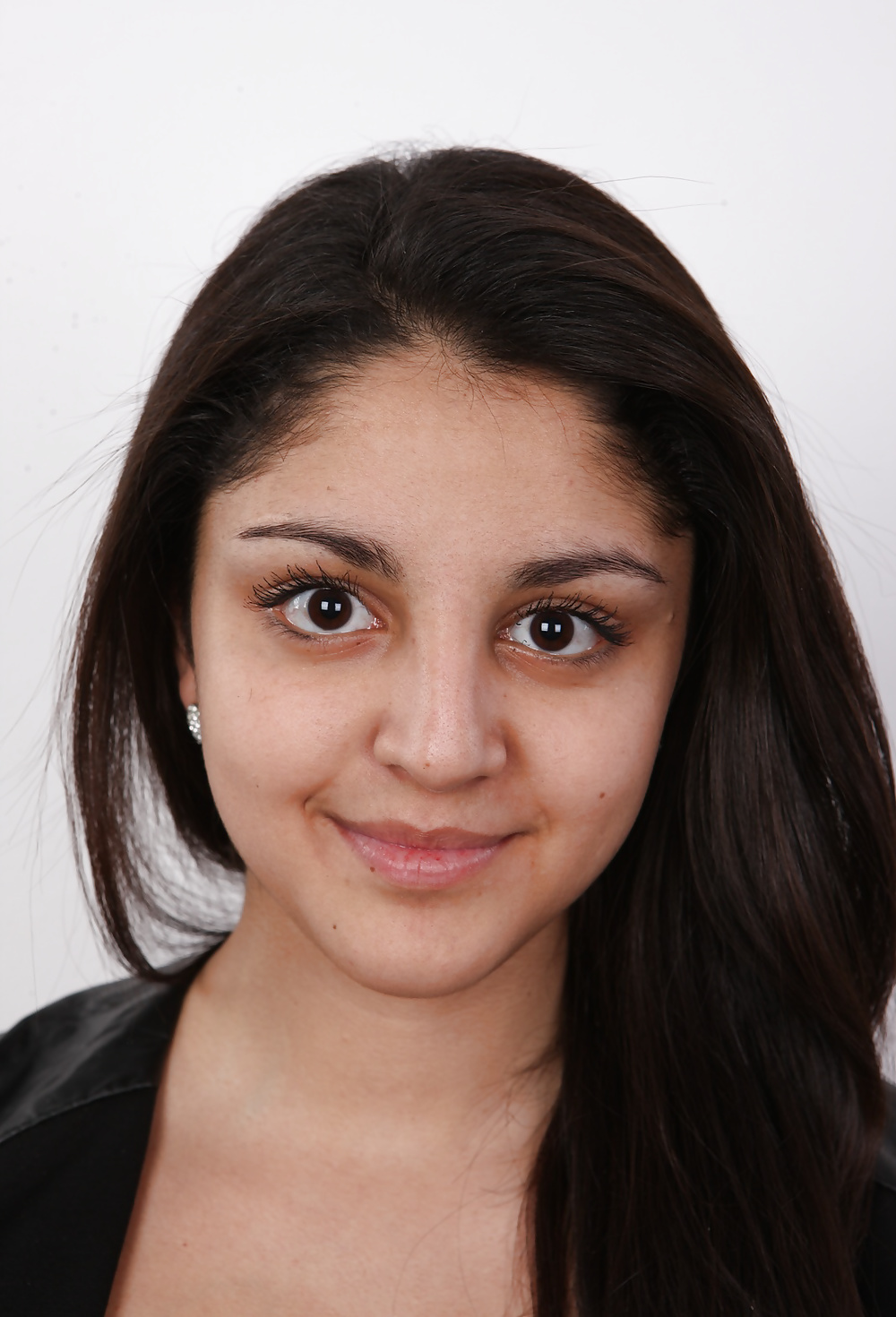 Undressing- Andrea porn pictures