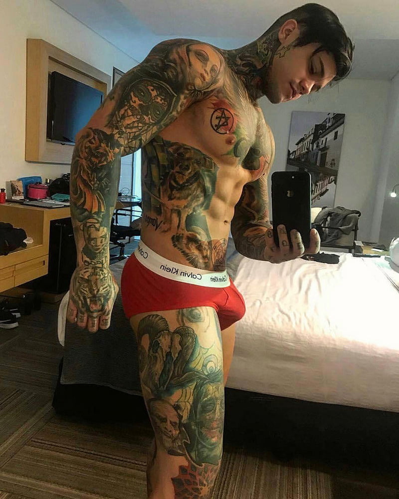 British Porn Star Gay Tattoo Muscle | Gay Fetish XXX