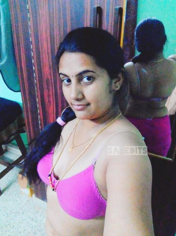 Sexy young Indian lovers- 107 Photos 