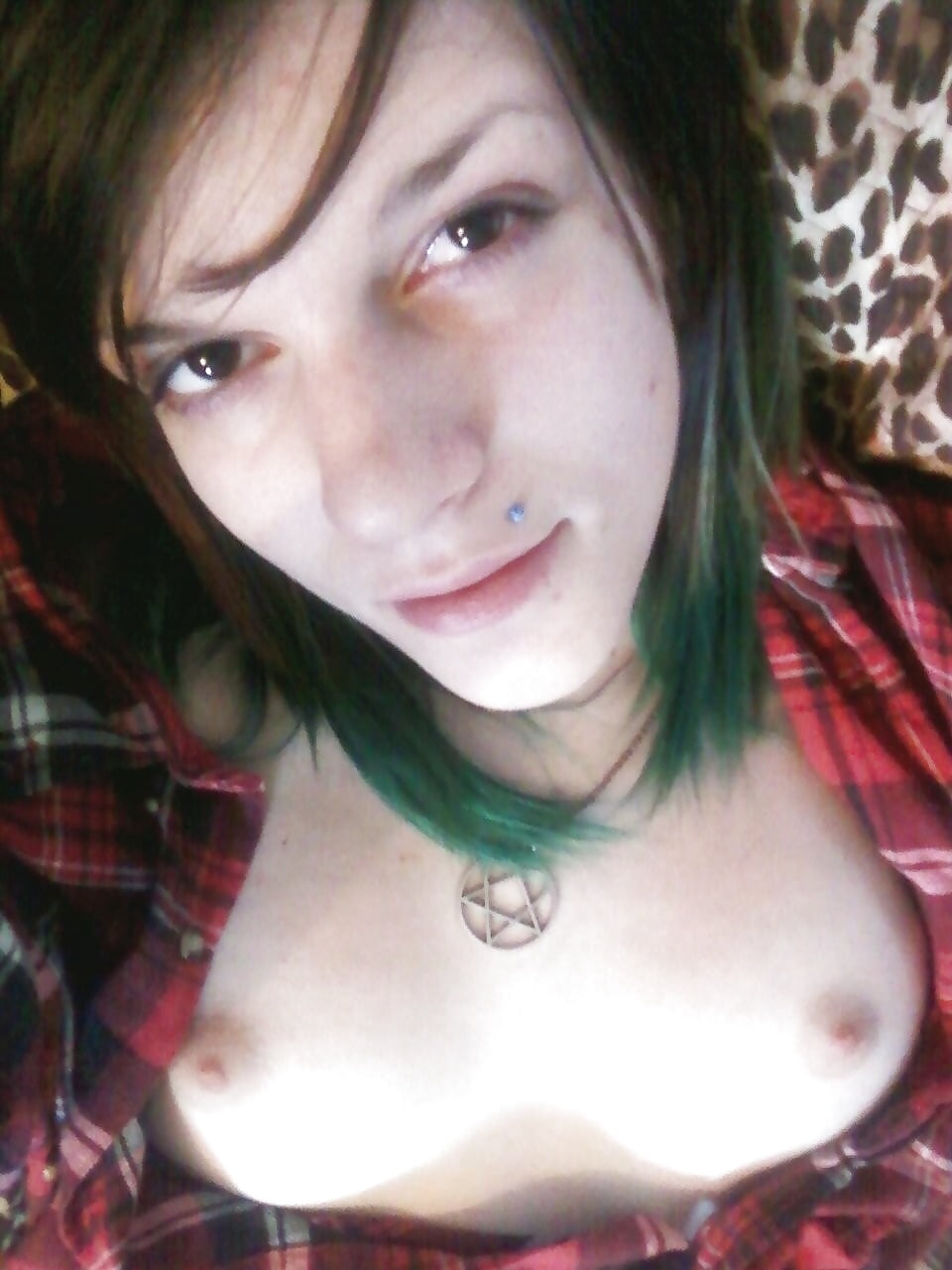 Amatours 268 porn pictures