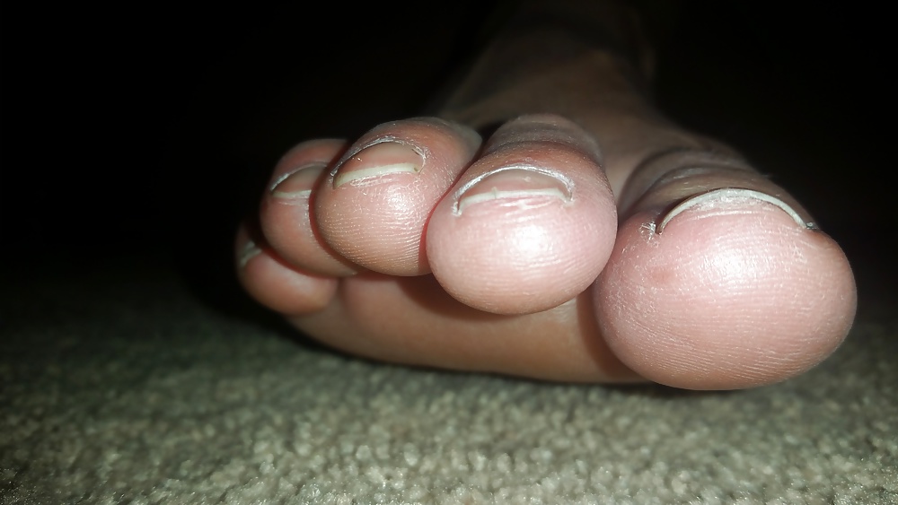 Feet and toes closeups porn pictures