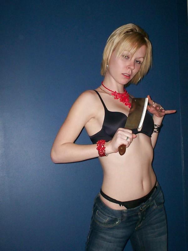 ROMANIA GIRL porn pictures